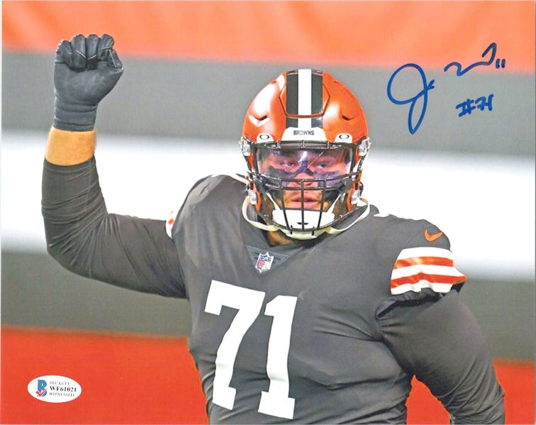 Jedrick Wills Cleveland Browns Signed 8x10 Photo fist in air with Beckett Witnessed COA