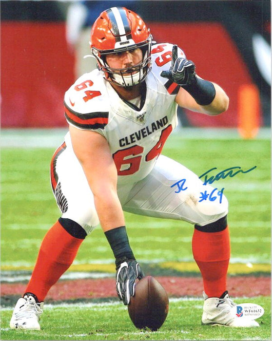 JC Tretter Cleveland Browns Signed 8x10 Photo wearing white with Beckett COA